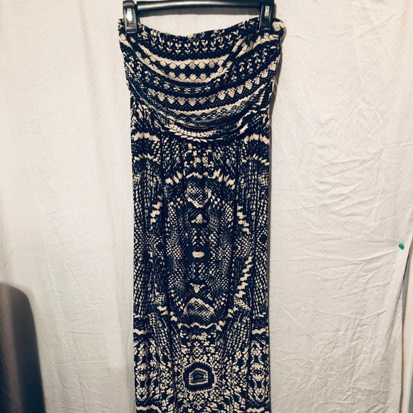 Robbie Bee Dresses & Skirts - Maxi Dress by Robbie Bee size M